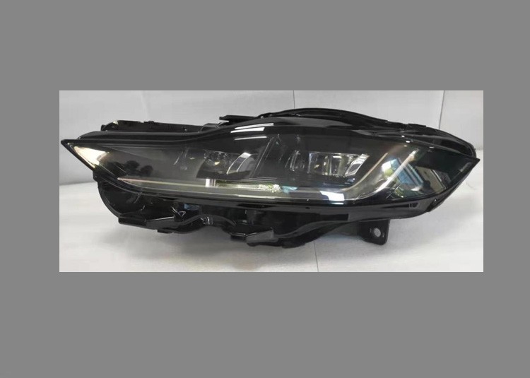 Land Rover 2020 XEL Head Lamp