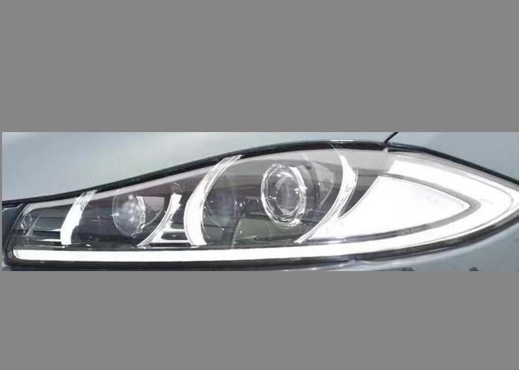 Land Rover 2012 TF-021 XF C2Z31033 Head Lamp